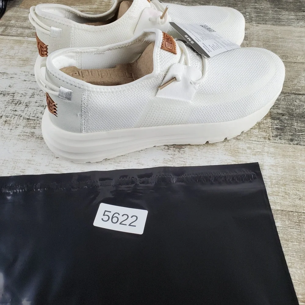 Hey Dude Sirocco Neutrals Mens Shoes Sz 9 Athletic Running White Lace-Up Sneaker